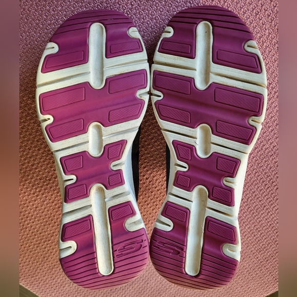 Skechers Go Walk Arch Fit Shoes Womens 9 Gray/ Pink Comfort Athletic - Picture 13 of 13